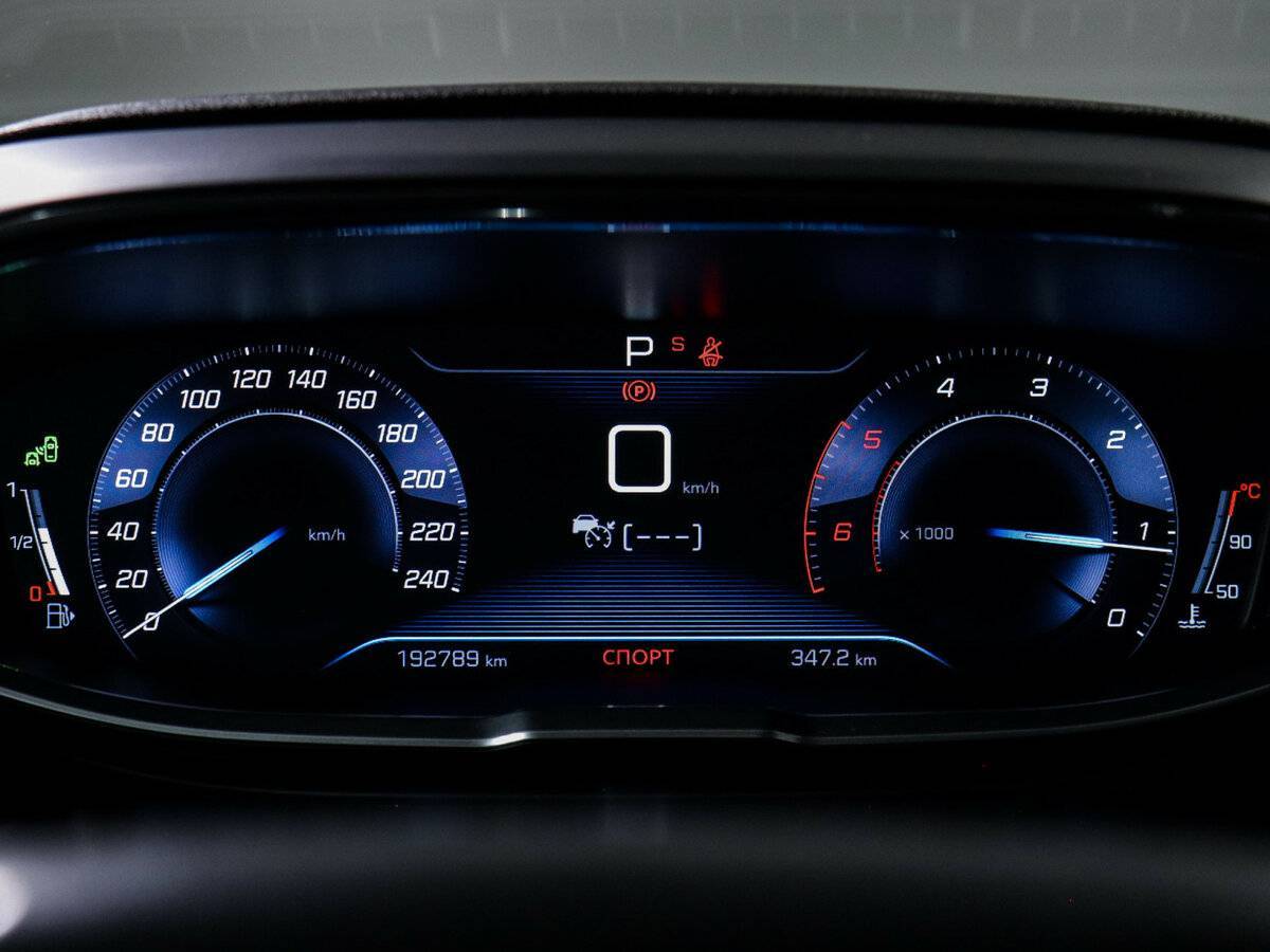 Peugeot 3008, 2017 Фото №8