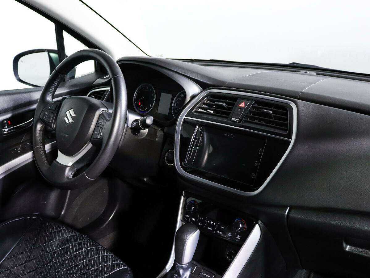 Suzuki SX4, 2016 Фото №9