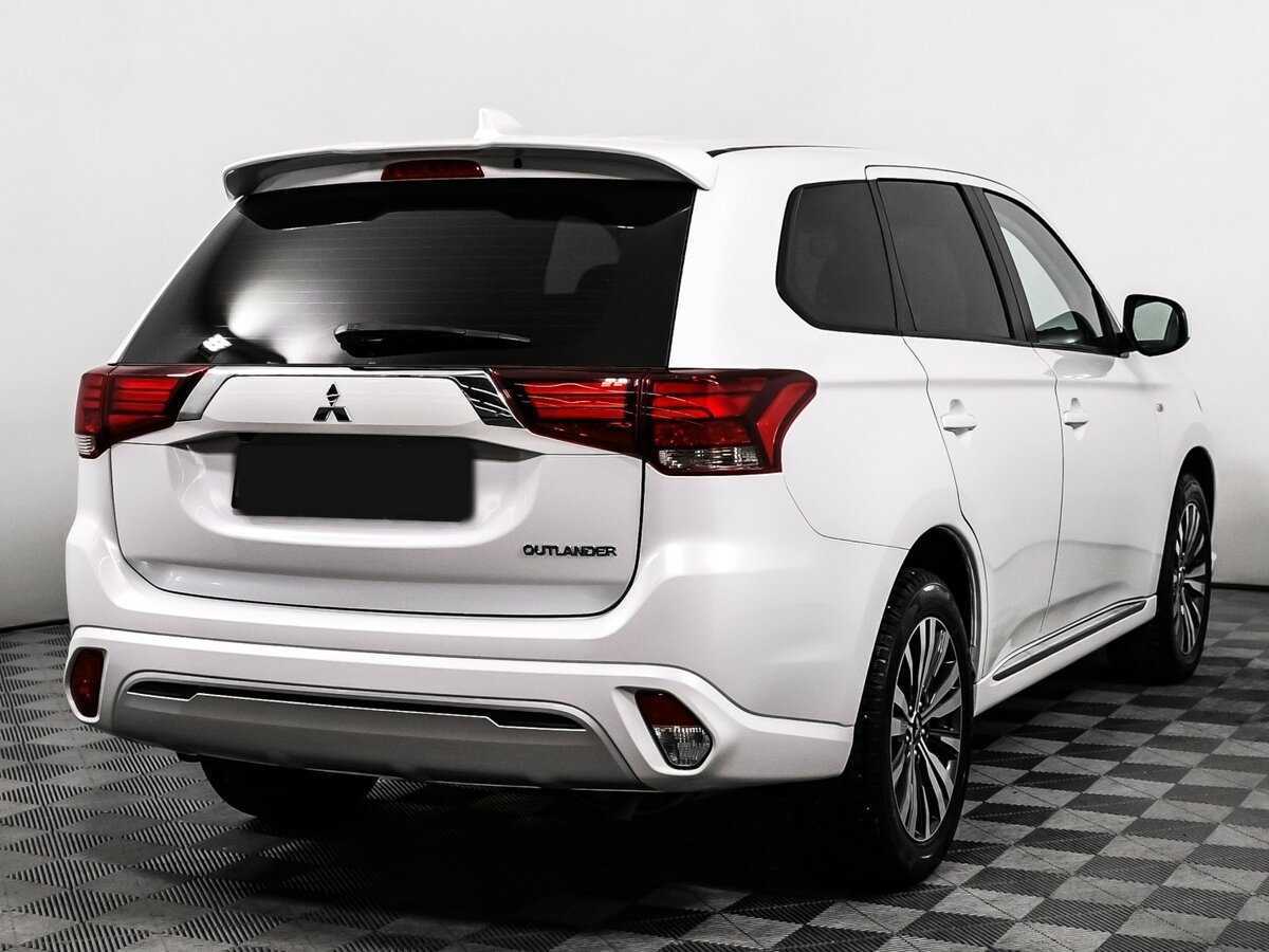 Mitsubishi Outlander, 2022 Фото №5