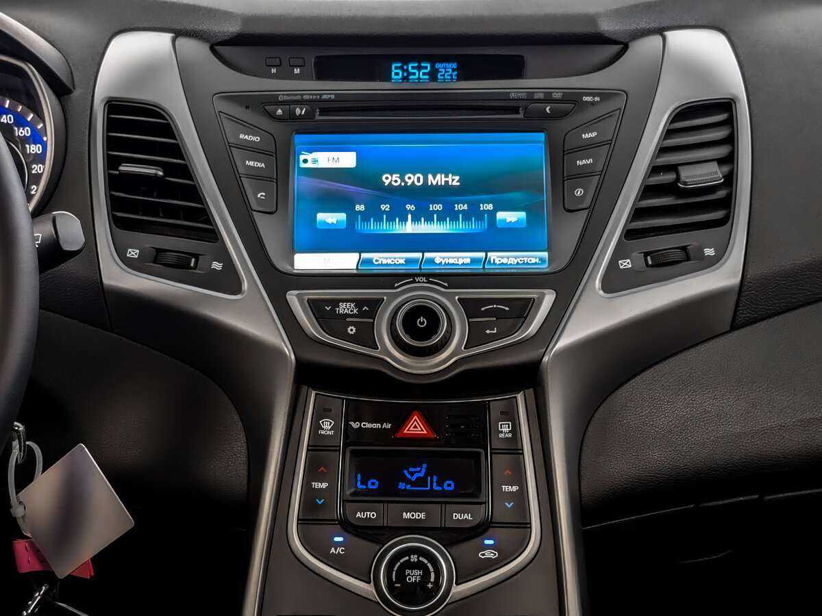 Hyundai Elantra, 2014 Фото №13