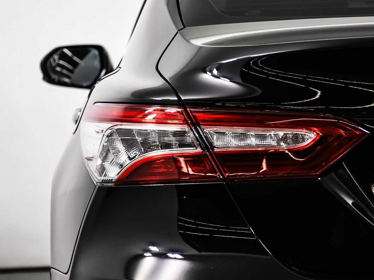 Toyota Camry, 2019 Фото №15