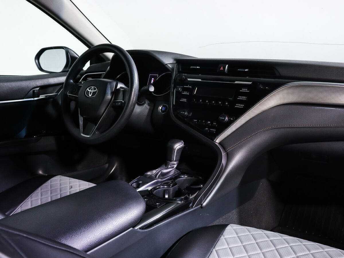 Toyota Camry, 2021 Фото №7