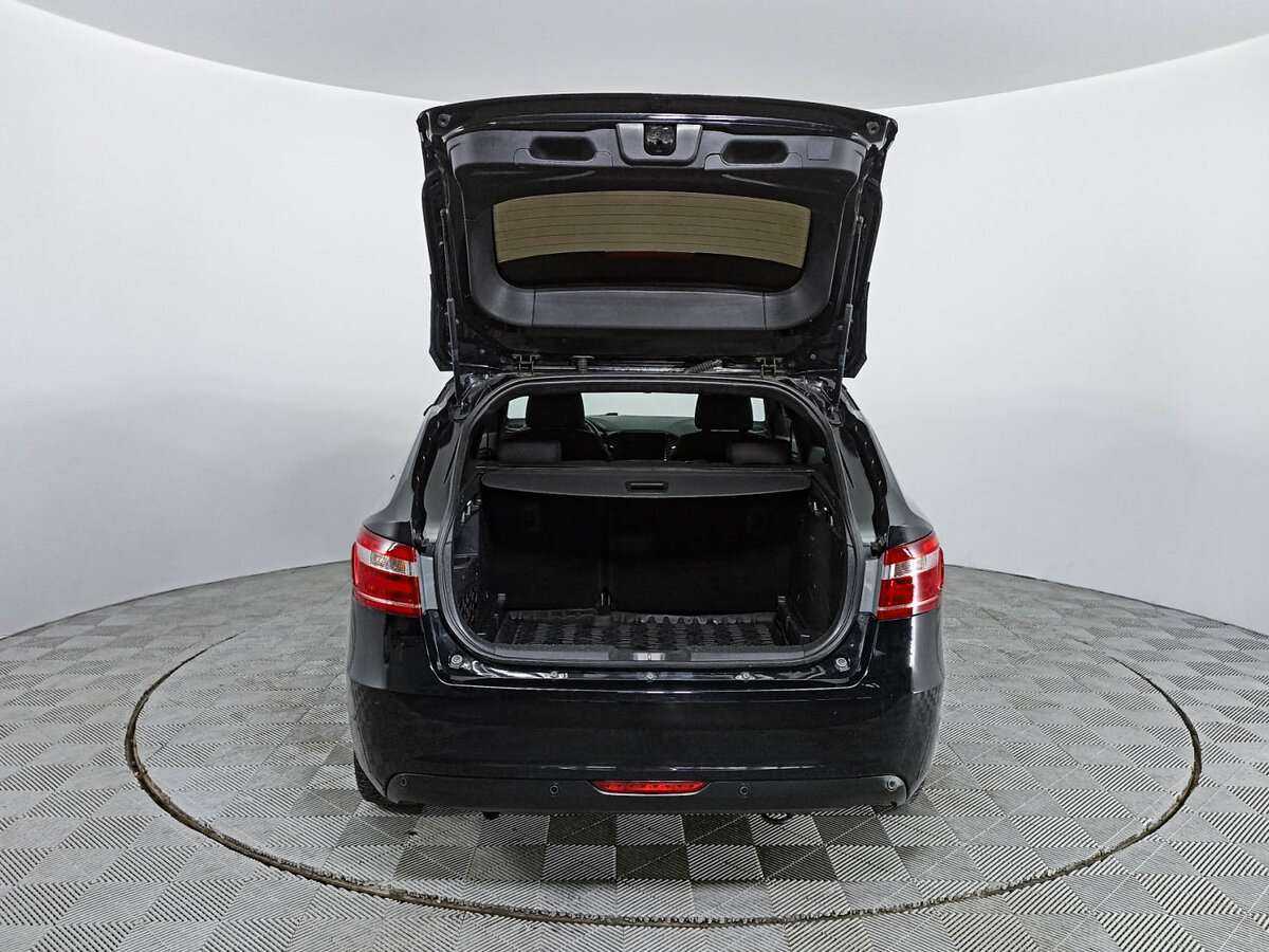 Lada (ВАЗ) Vesta SW, 2020 Фото №10