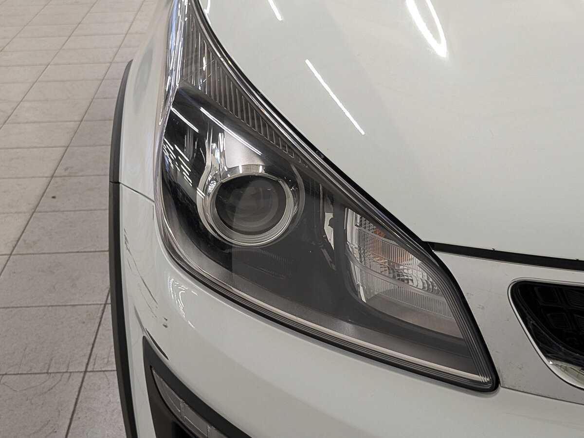 Kia Rio X-Line, 2020 Фото №11