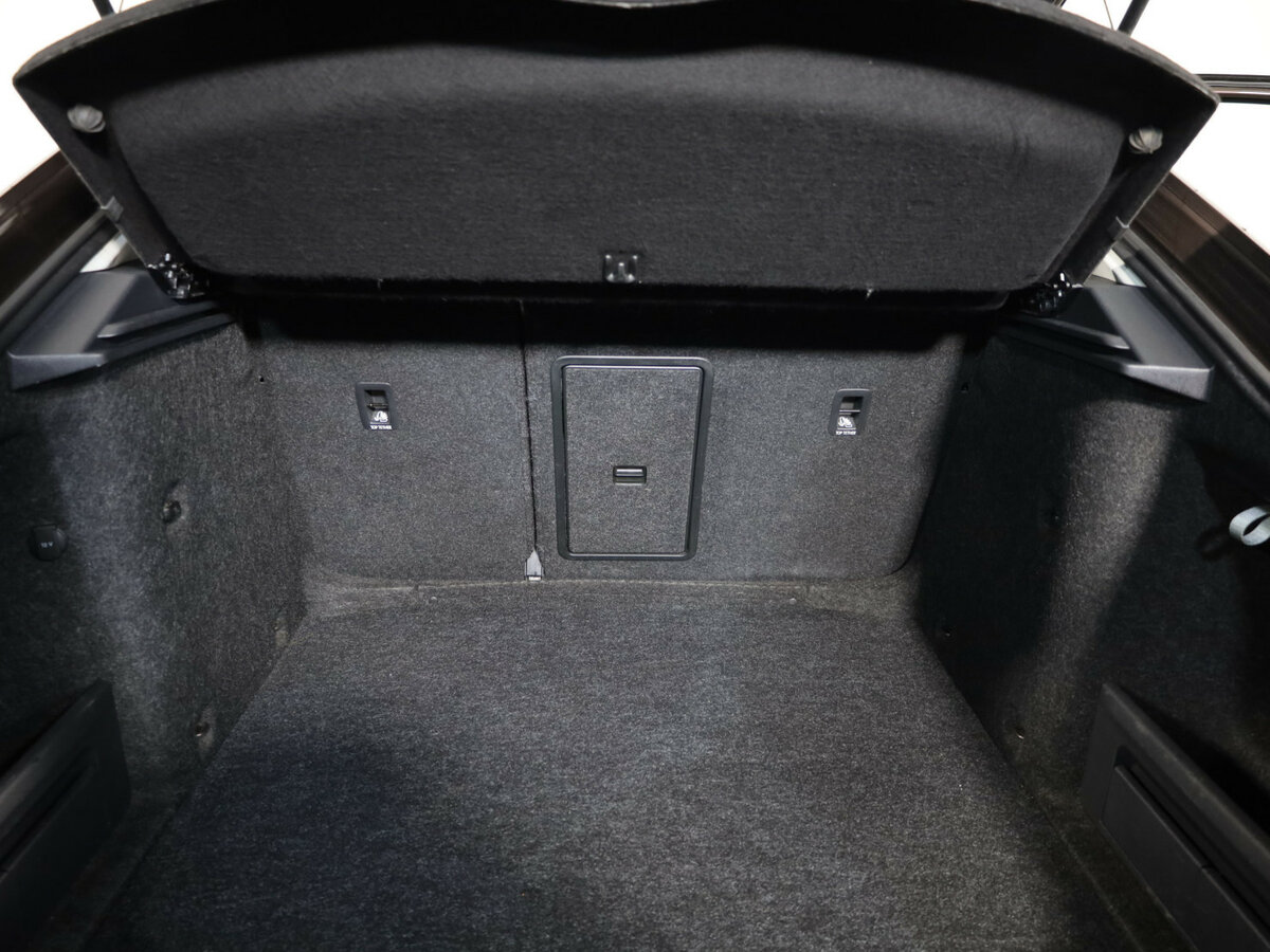 Skoda Octavia III (A7) Рестайлинг, 2017 Фото №16