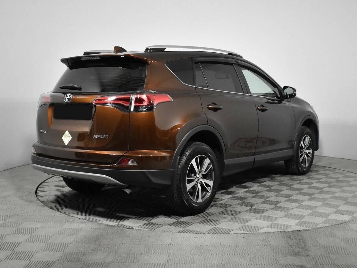 Toyota RAV4, 2017 Фото №8