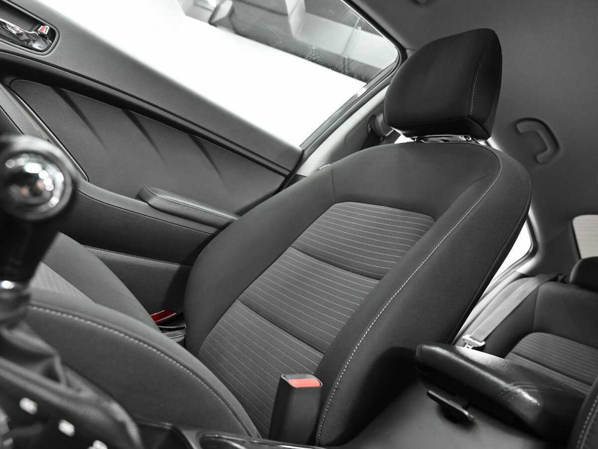 Kia Cerato, 2018 Фото №13