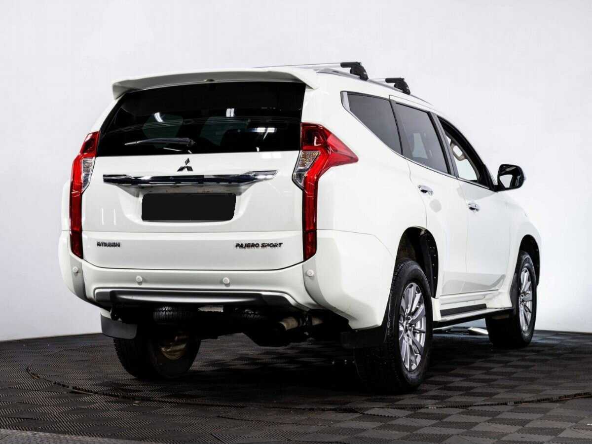 Mitsubishi Pajero Sport, 2017 Фото №6