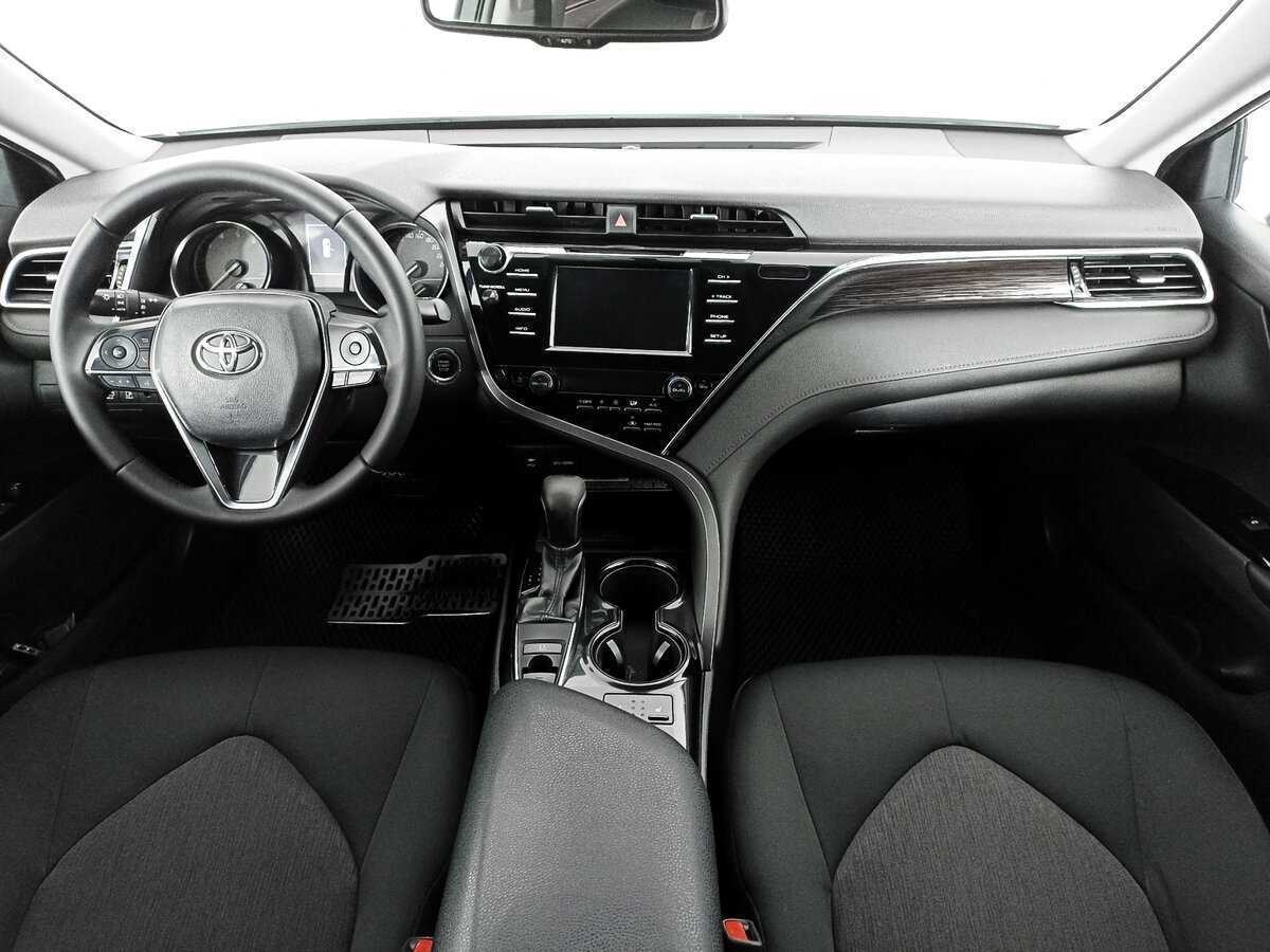Toyota Camry, 2019 Фото №11