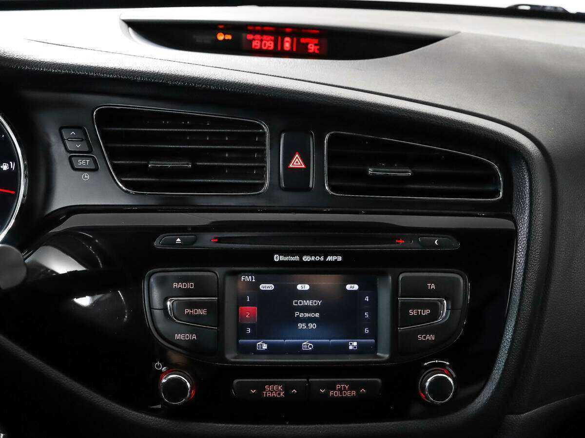 Kia Ceed, 2014 Фото №12