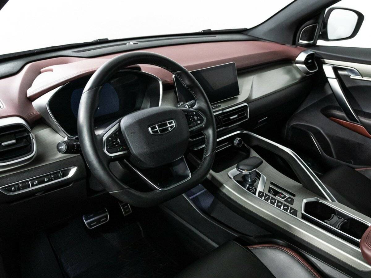 Geely Coolray, 2023 Фото №11