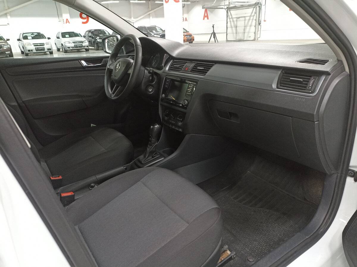 Skoda Rapid, 2018 Фото №11