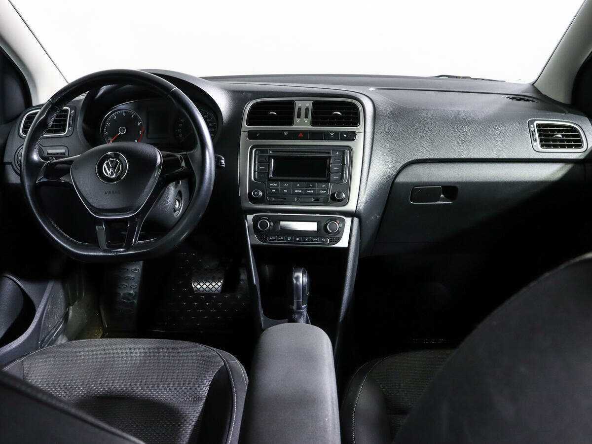 Volkswagen Polo, 2016 Фото №12