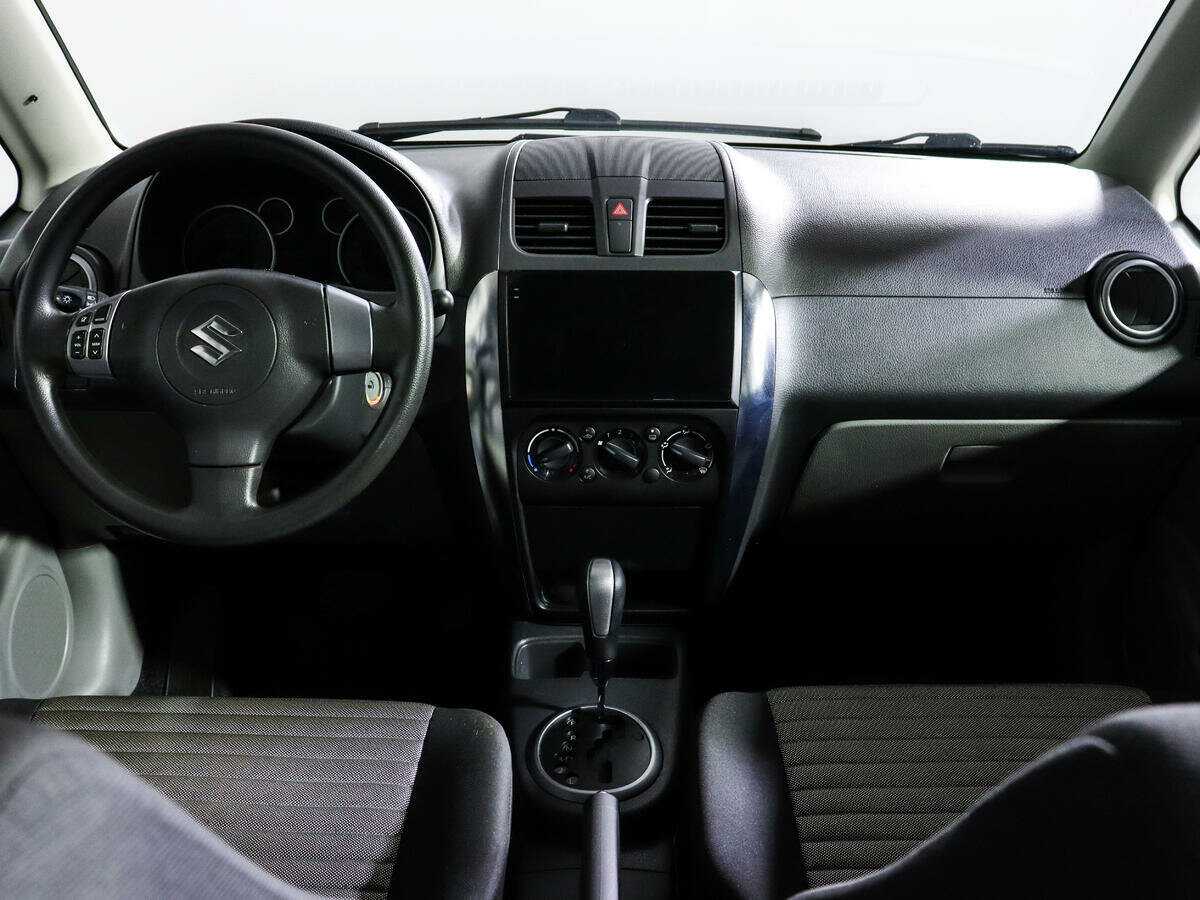 Suzuki SX4, 2012 Фото №12