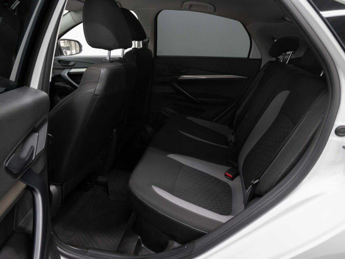 Lada (ВАЗ) Vesta, 2023 Фото №10