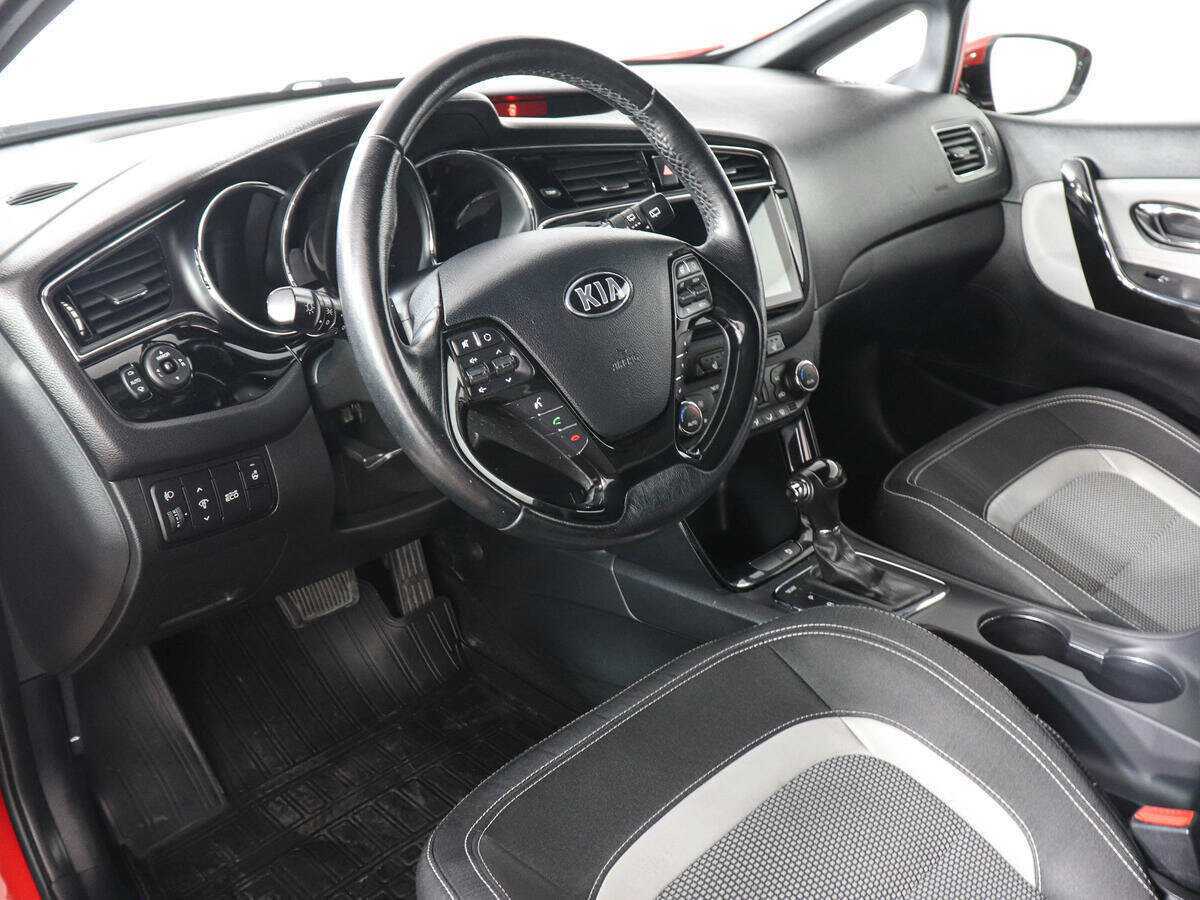 Kia Ceed, 2017 Фото №9