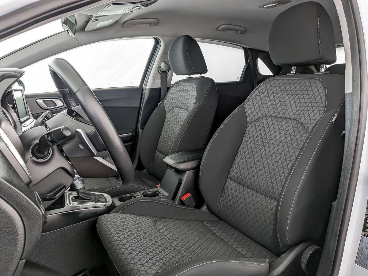 Kia Ceed, 2018 Фото №16