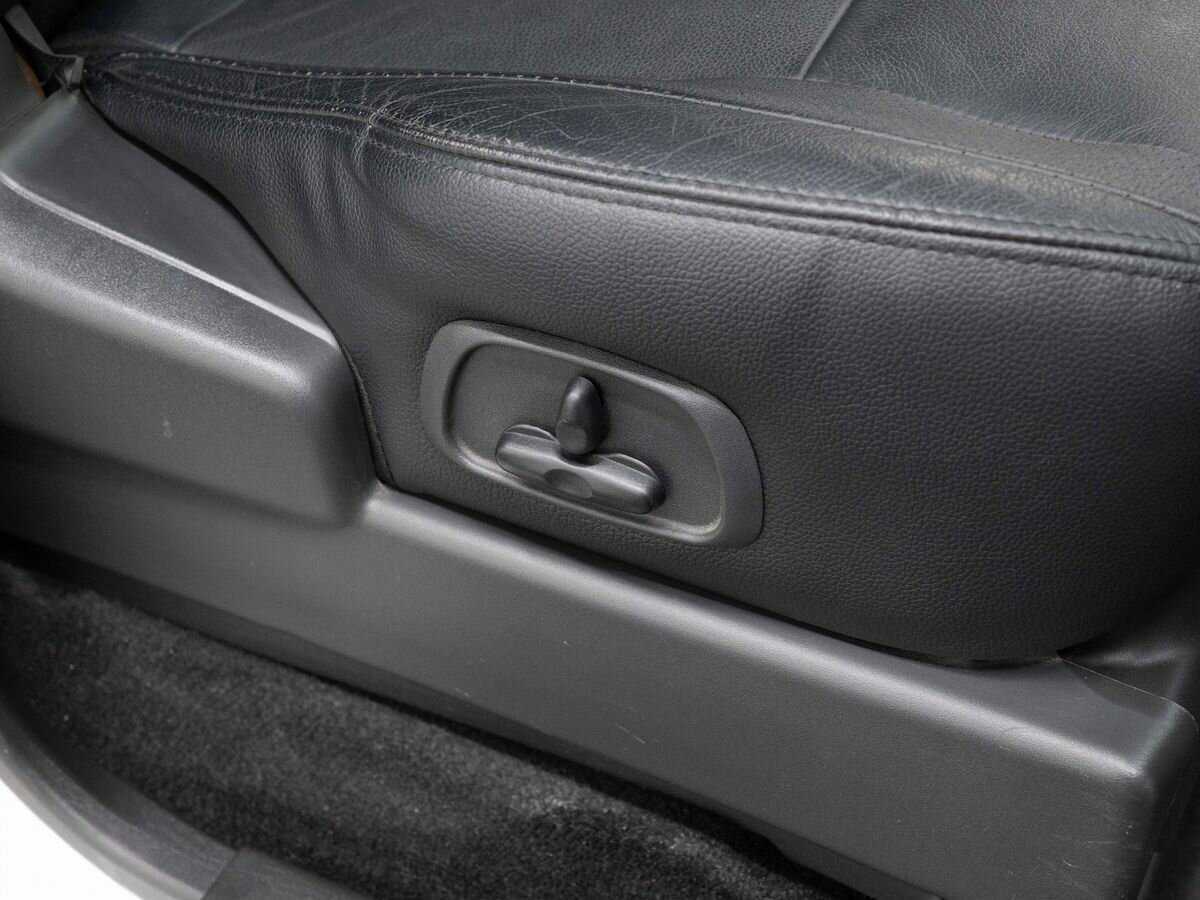 Mitsubishi Pajero, 2013 Фото №14