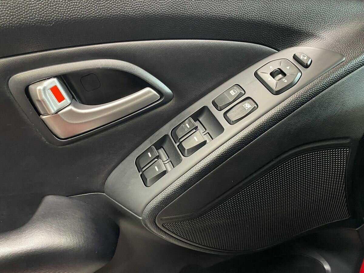 Hyundai ix35, 2012 Фото №14