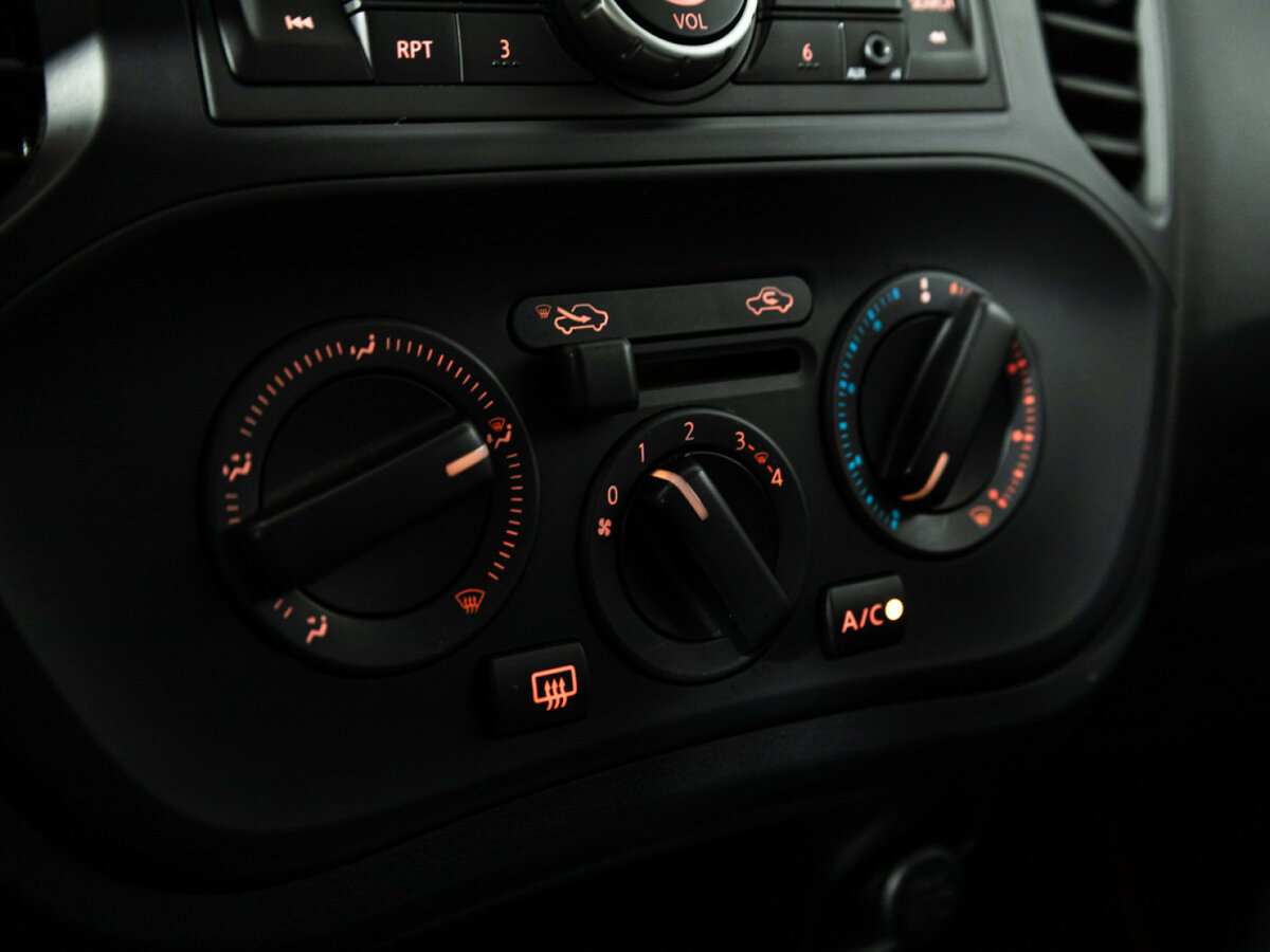 Nissan Juke I, 2014 Фото №13
