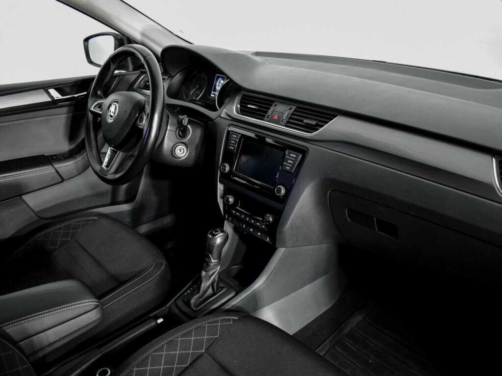 Skoda Rapid, 2017 Фото №11