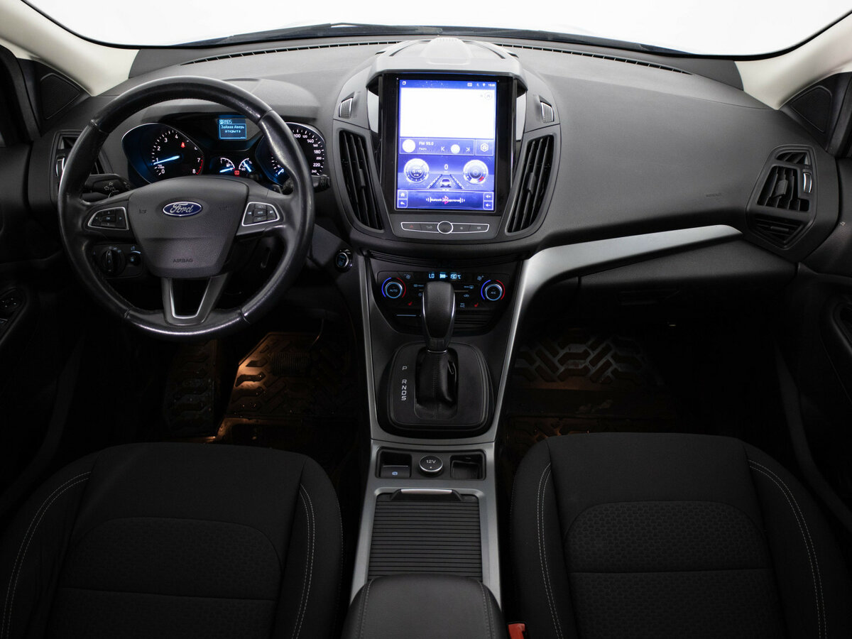 Ford Kuga II Рестайлинг, 2017 Фото №7