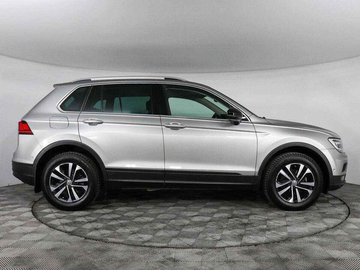 Volkswagen Tiguan L, 2019 Фото №4