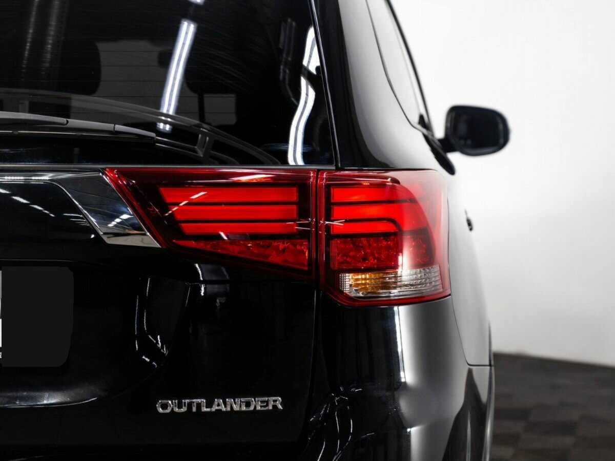 Mitsubishi Outlander, 2017 Фото №7