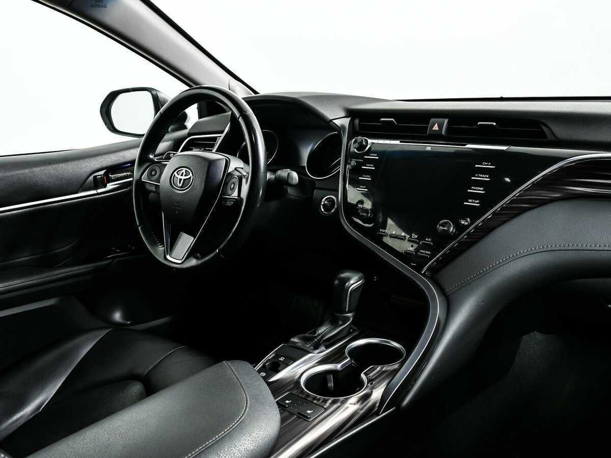 Toyota Camry, 2019 Фото №9