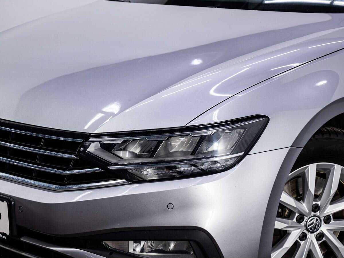 Volkswagen Passat, 2020 Фото №8