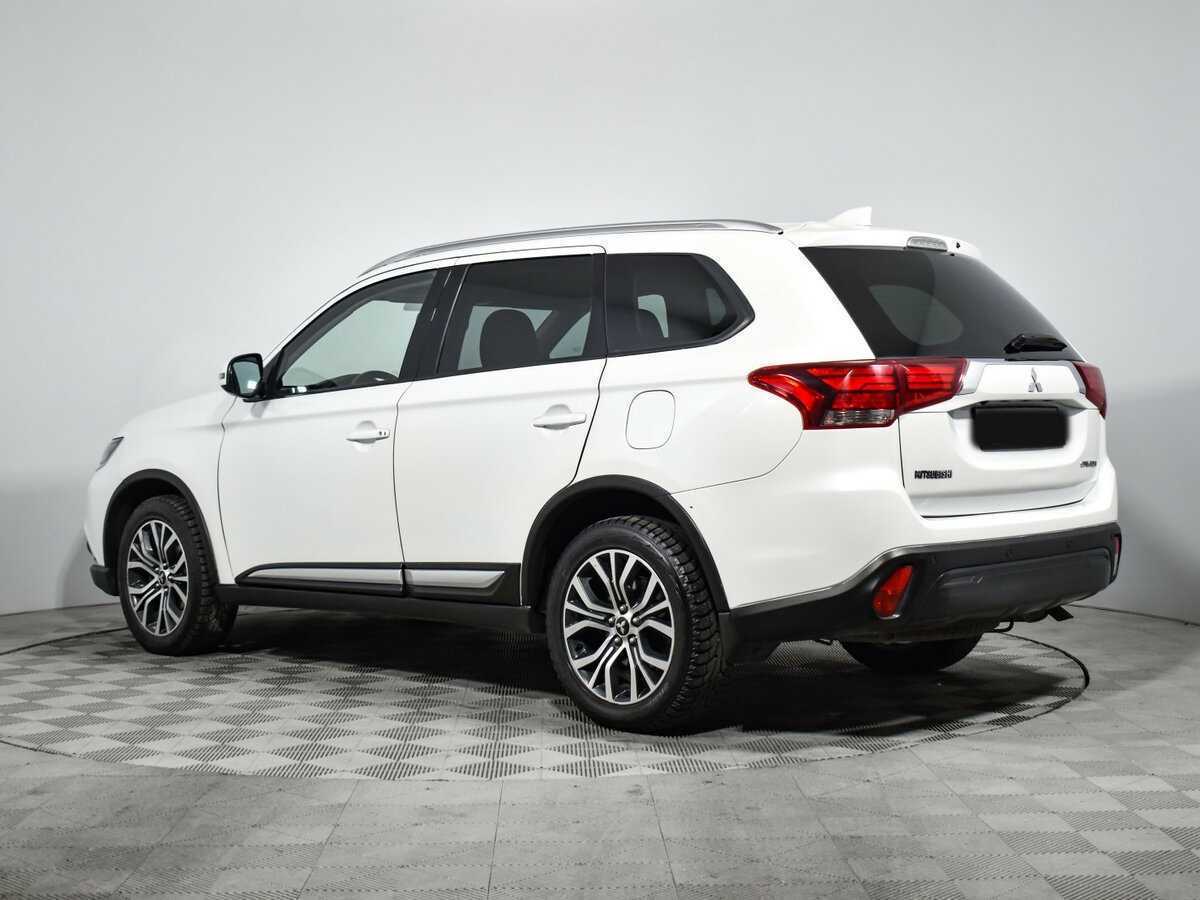 Mitsubishi Outlander, 2018 Фото №6