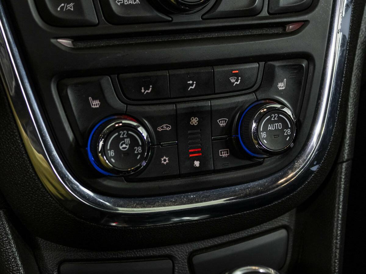 Opel Mokka I, 2013 Фото №13