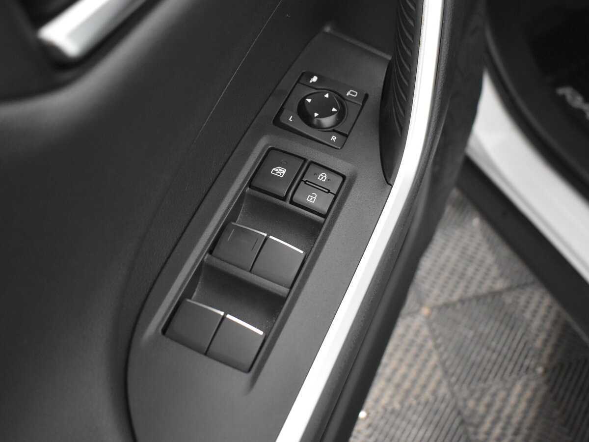 Toyota RAV4, 2021 Фото №11