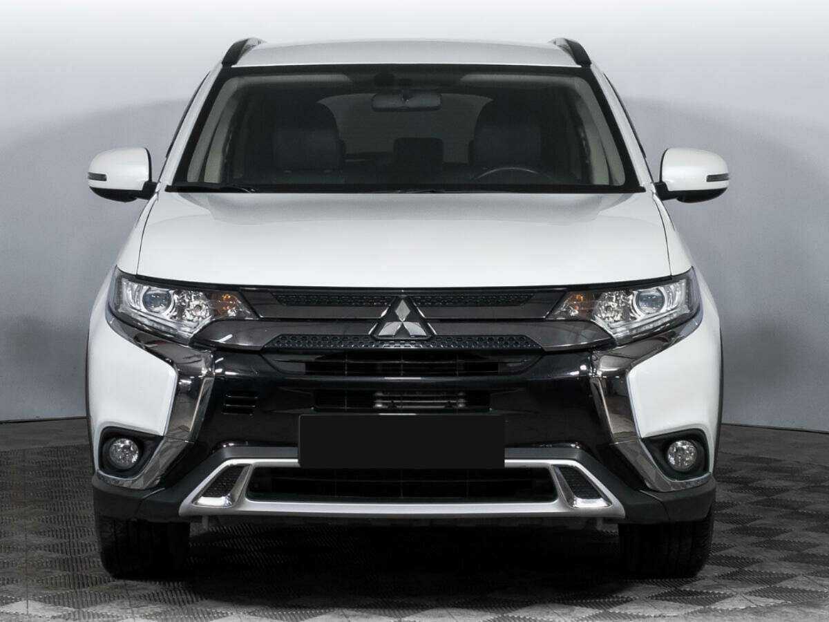 Mitsubishi Outlander, 2021 Фото №2