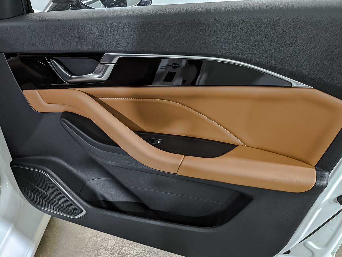 FAW Bestune B70, 2023 Фото №22