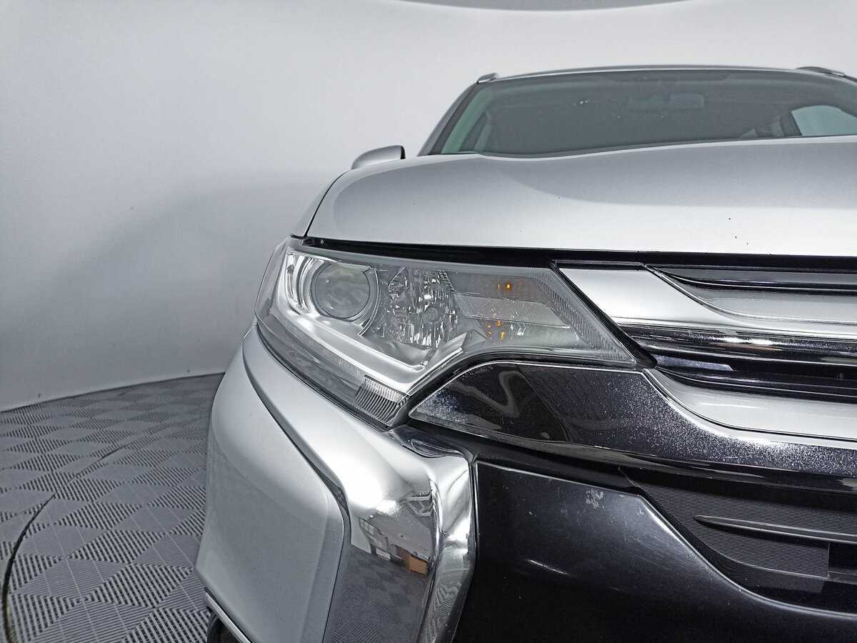 Mitsubishi Outlander, 2018 Фото №17