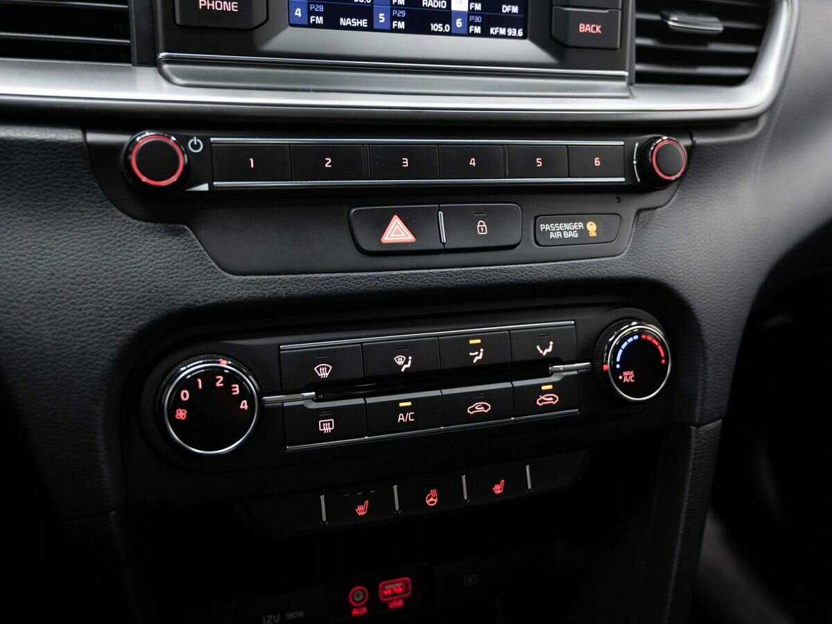 Kia Ceed, 2018 Фото №21