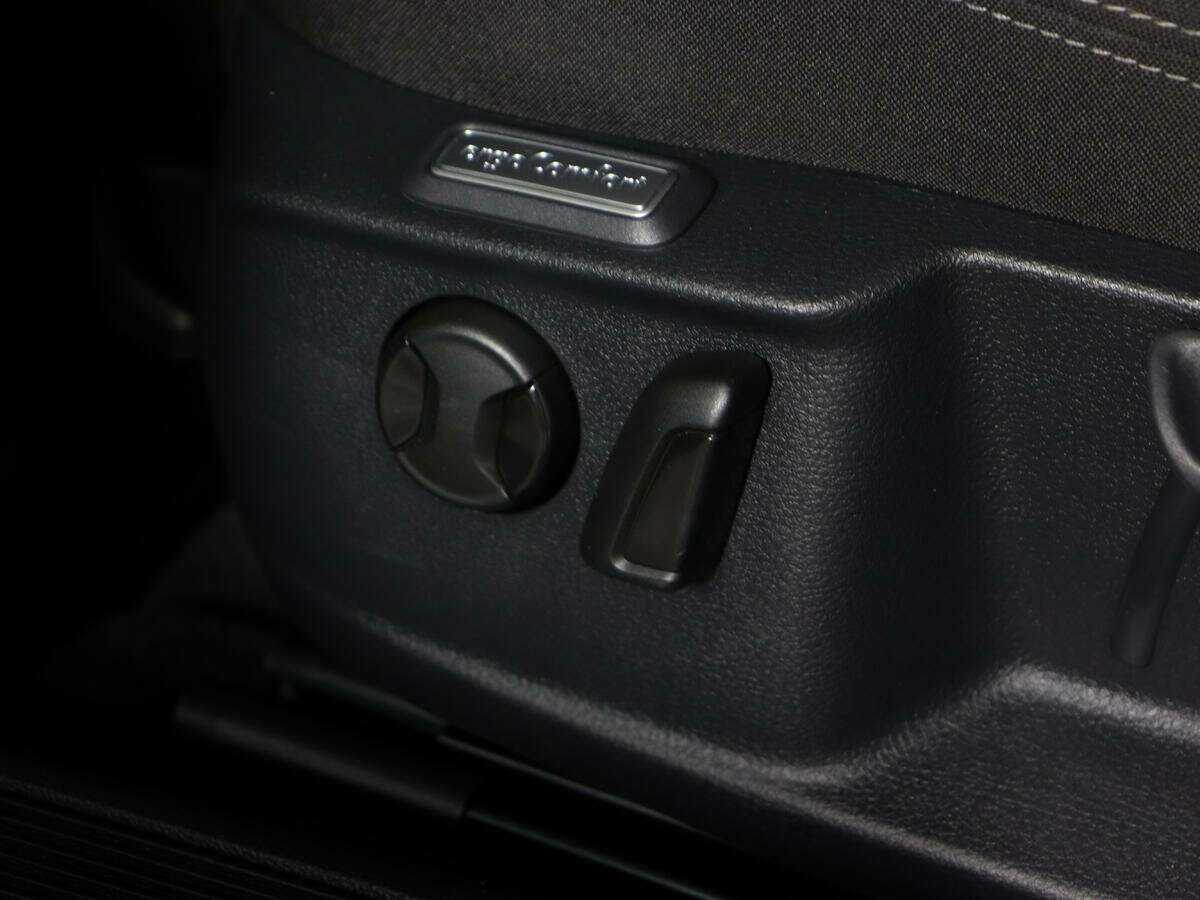 Volkswagen Passat, 2015 Фото №16