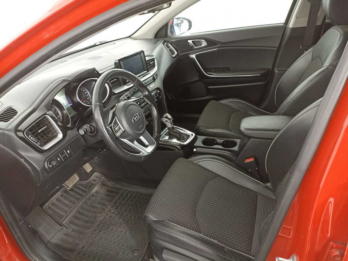 Kia Ceed, 2018 Фото №13