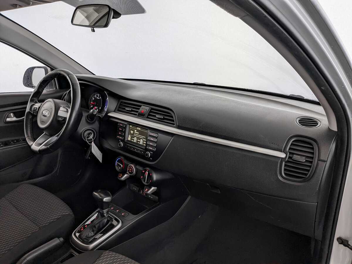 Kia Rio X-Line, 2020 Фото №10