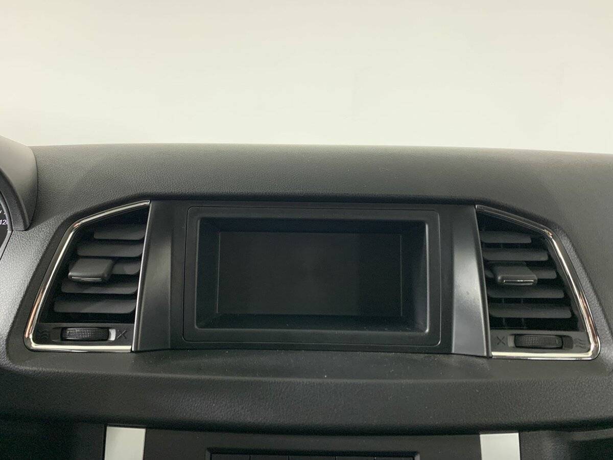 УАЗ Patriot, 2023 Фото №16