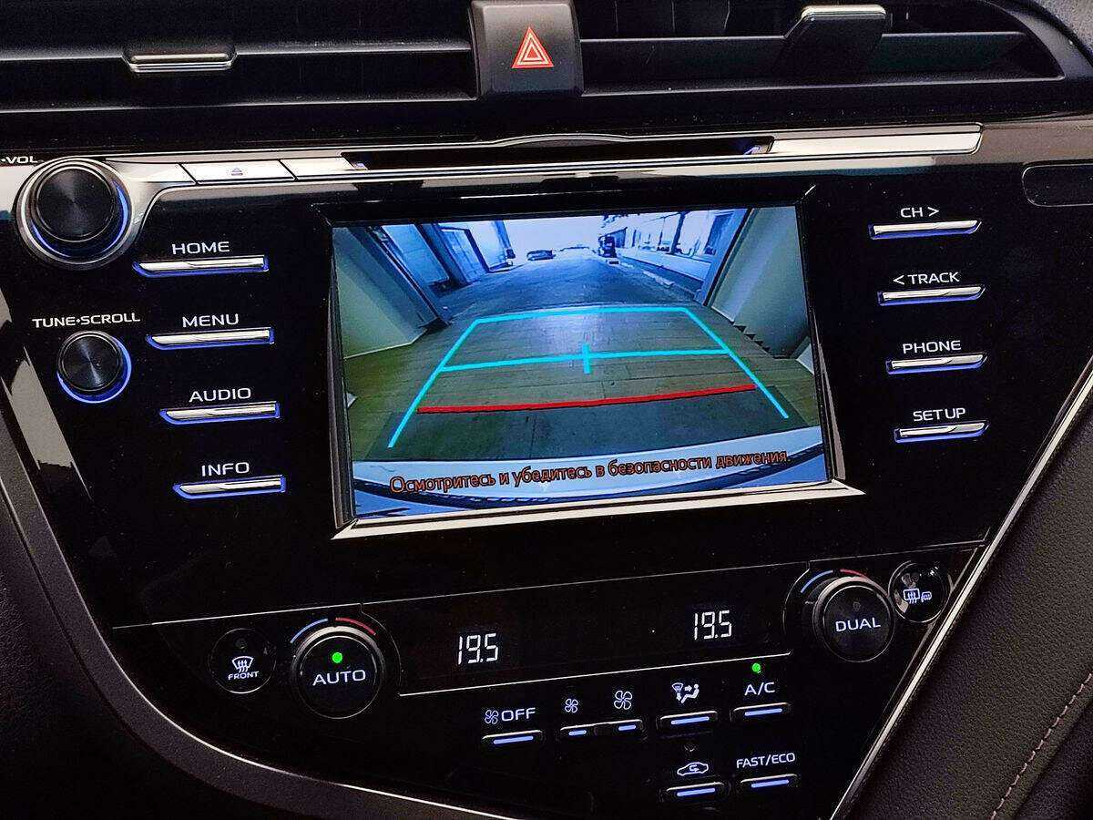 Toyota Camry, 2018 Фото №15