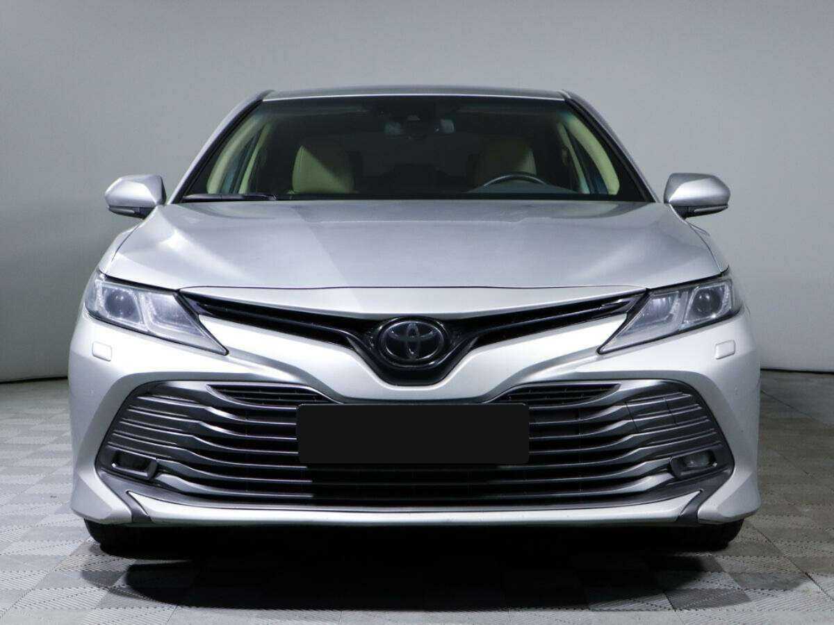 Toyota Camry, 2020 Фото №2