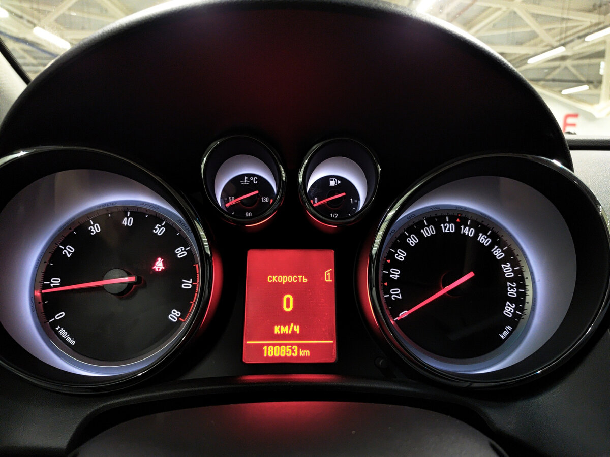 Opel Astra J Рестайлинг, 2013 Фото №13