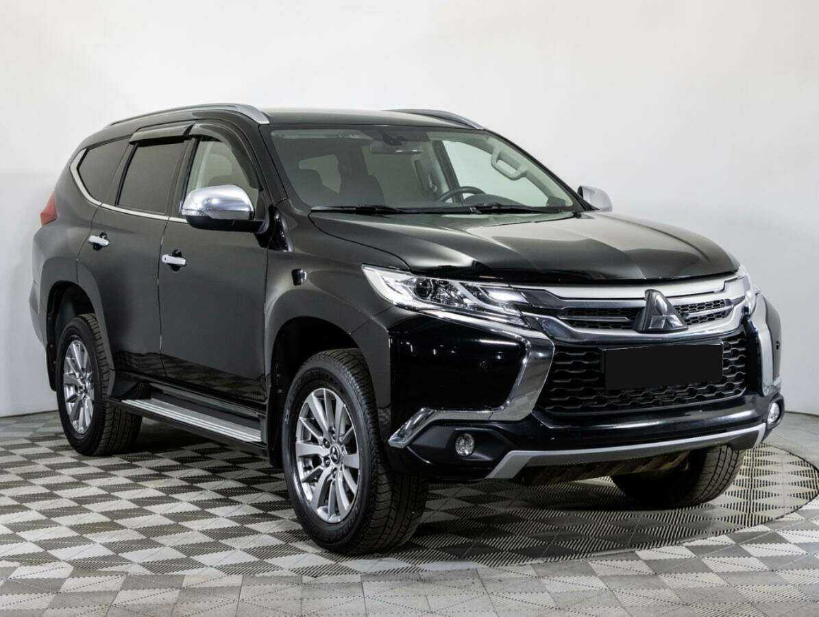 Mitsubishi Pajero Sport, 2017 Фото №3