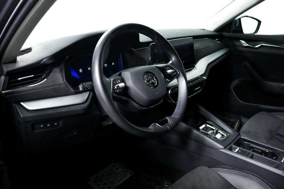 Skoda Octavia, 2021 Фото №12