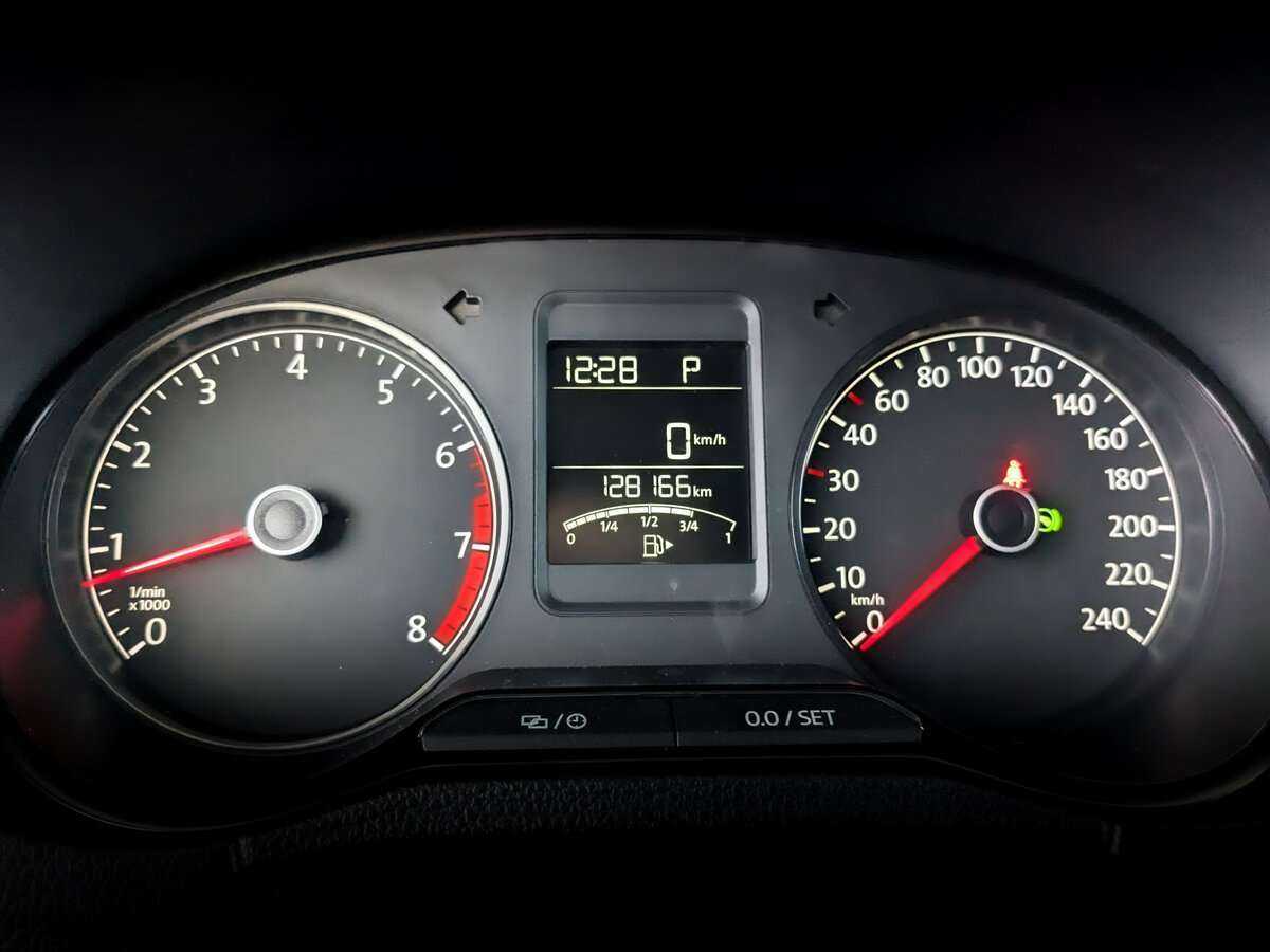 Volkswagen Polo, 2017 Фото №11