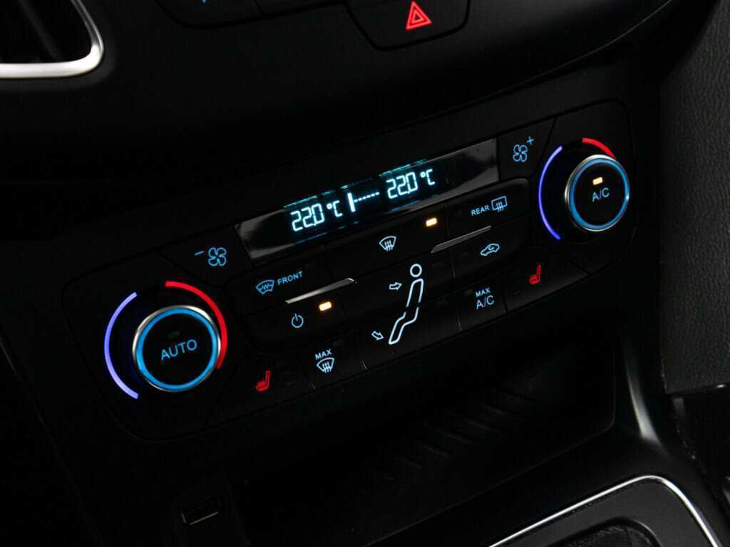 Ford Focus, 2017 Фото №16