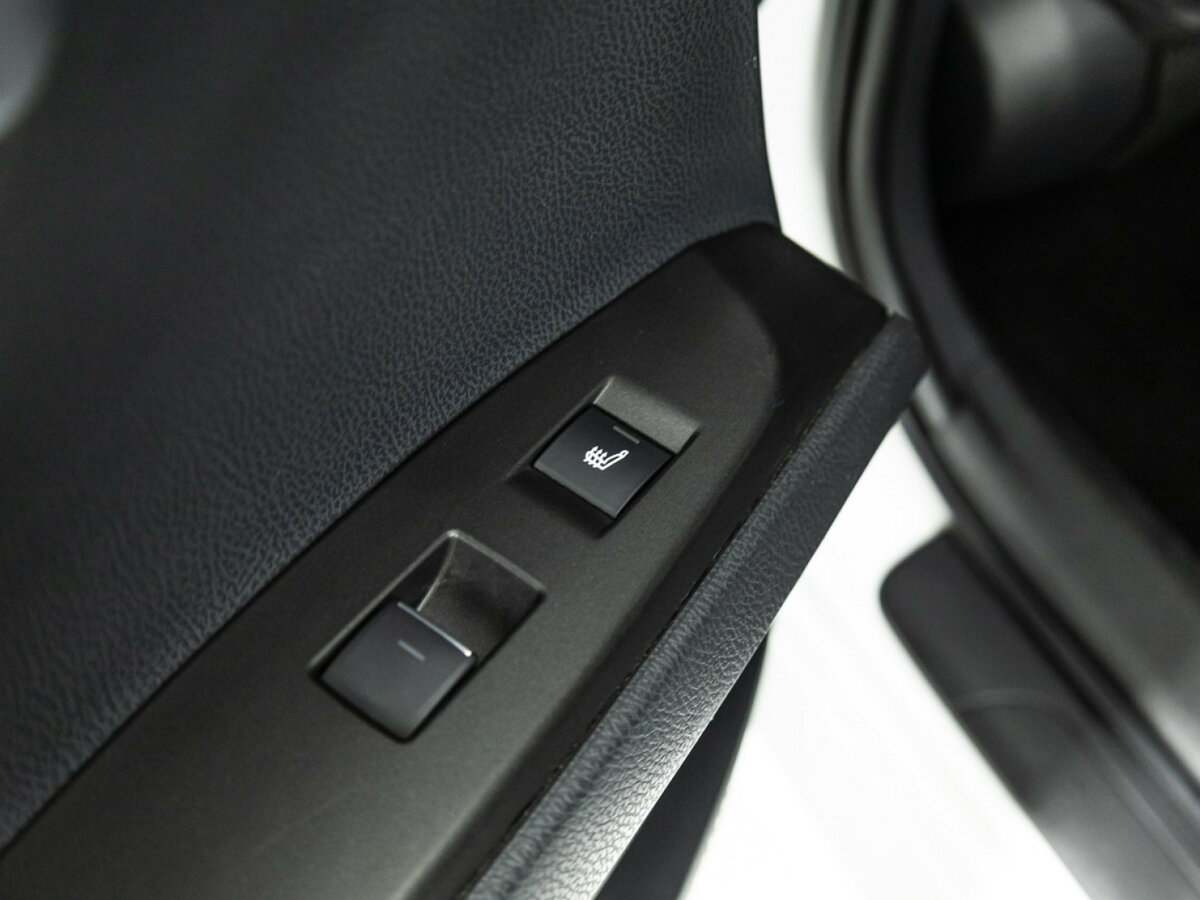 Toyota Camry VIII (XV70) Рестайлинг, 2021 Фото №21