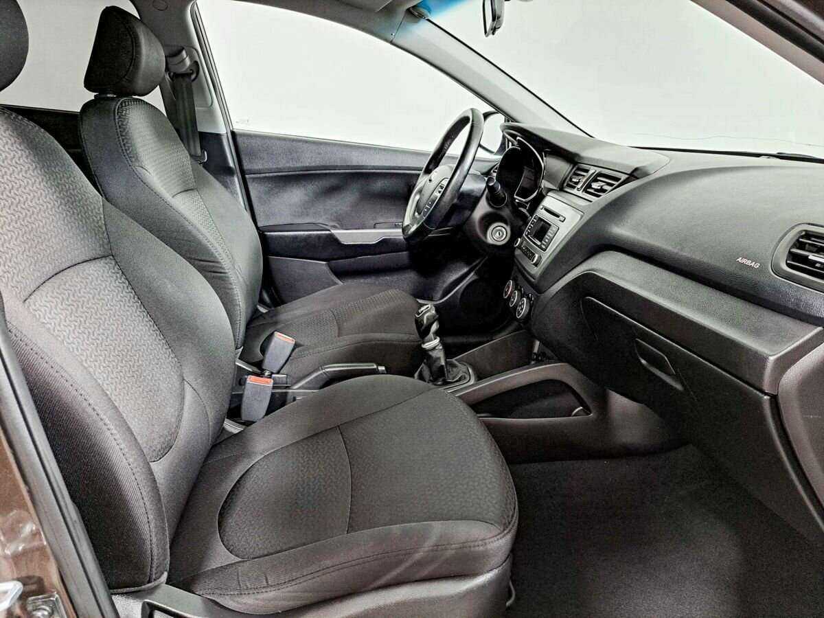 Kia Rio, 2016 Фото №9